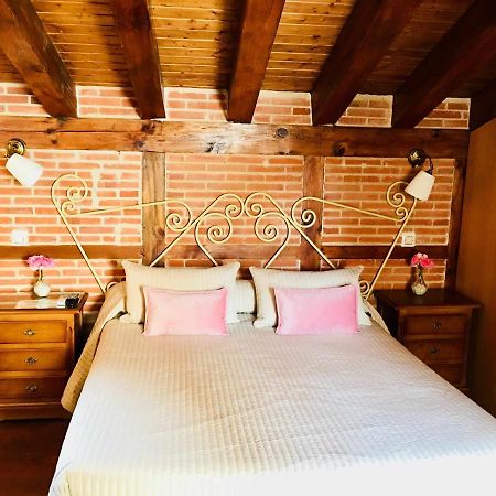 Hostal Segovia Adults Only Exteriör bild