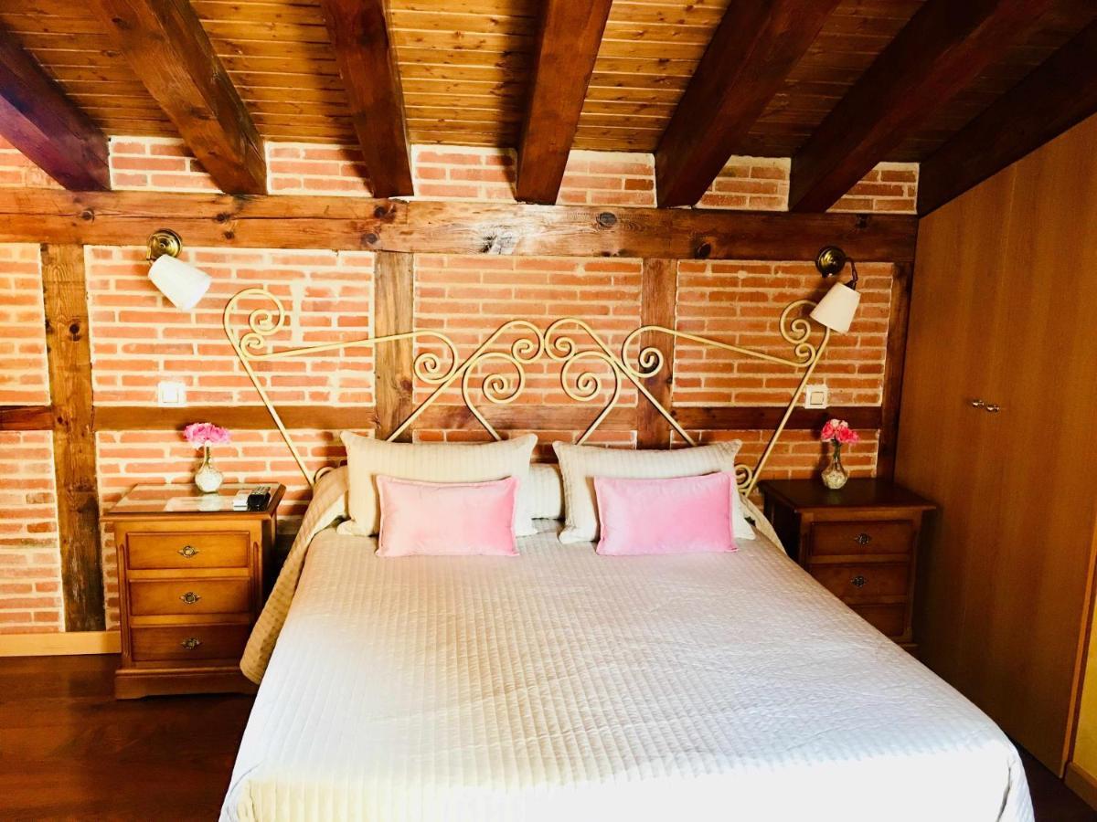 Hostal Segovia Adults Only Exteriör bild