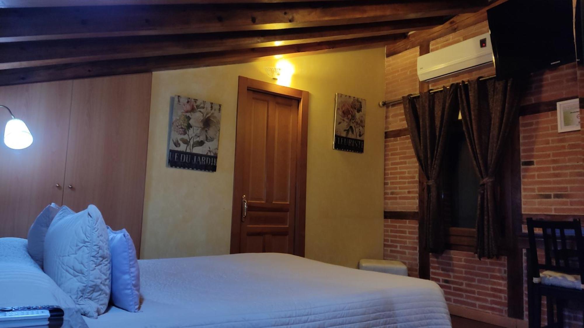 Hostal Segovia Adults Only Rum bild