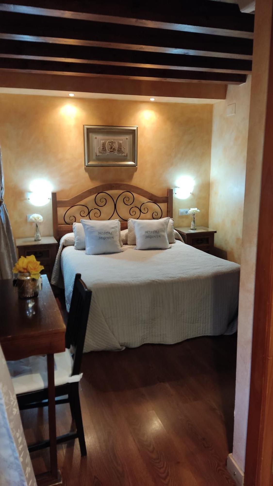 Hostal Segovia Adults Only Rum bild