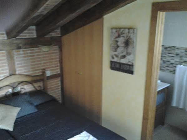 Hostal Segovia Adults Only Exteriör bild